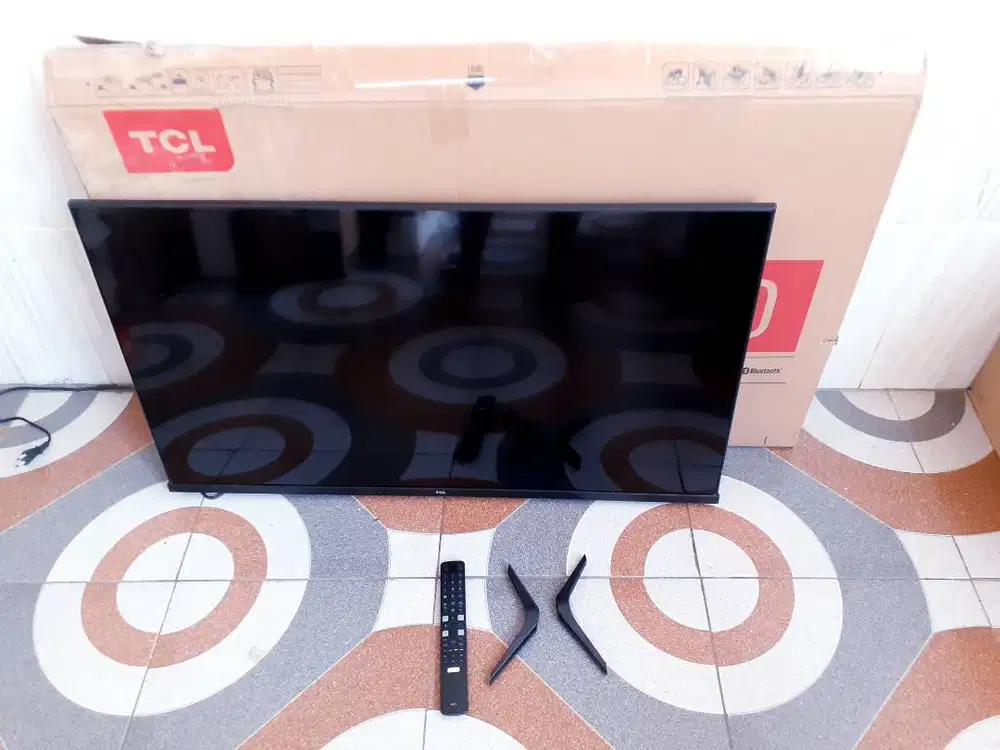 TV LED ANDROID TCL 40IN DIGITAL TV NETFLIK YOUTUBE MULUS GARANSI