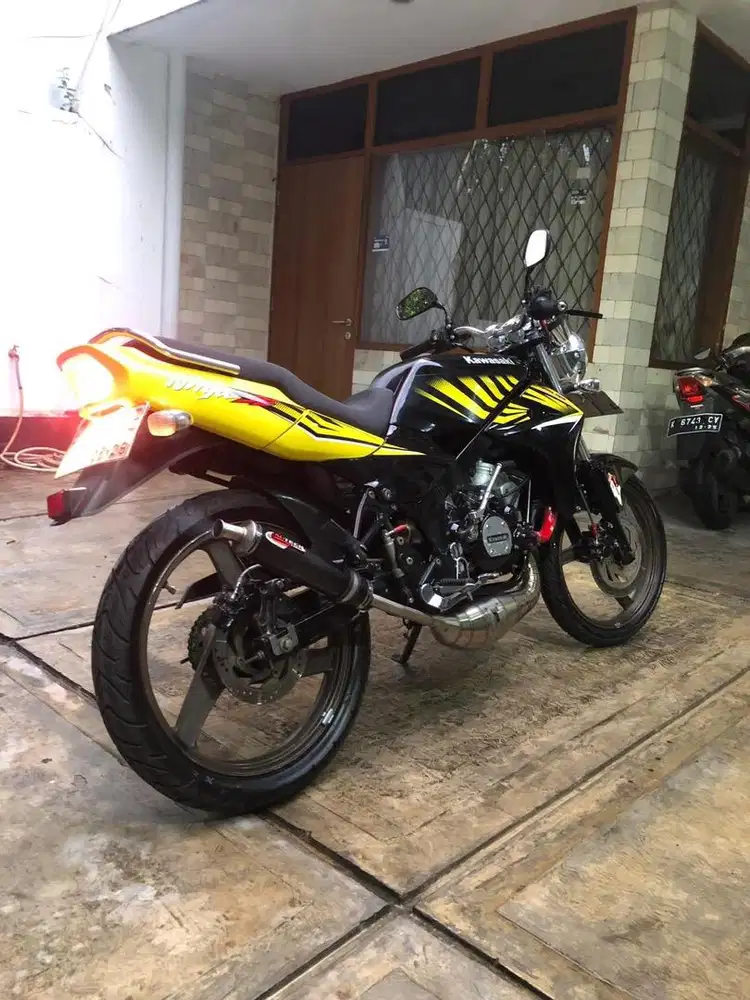 Ninja r covert ss 2009