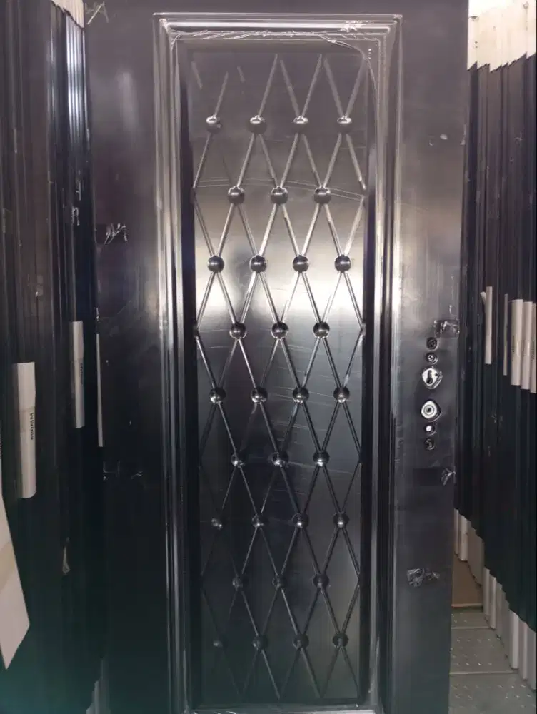 PINTU BAJA ODI DOOR KODE STE 42 C