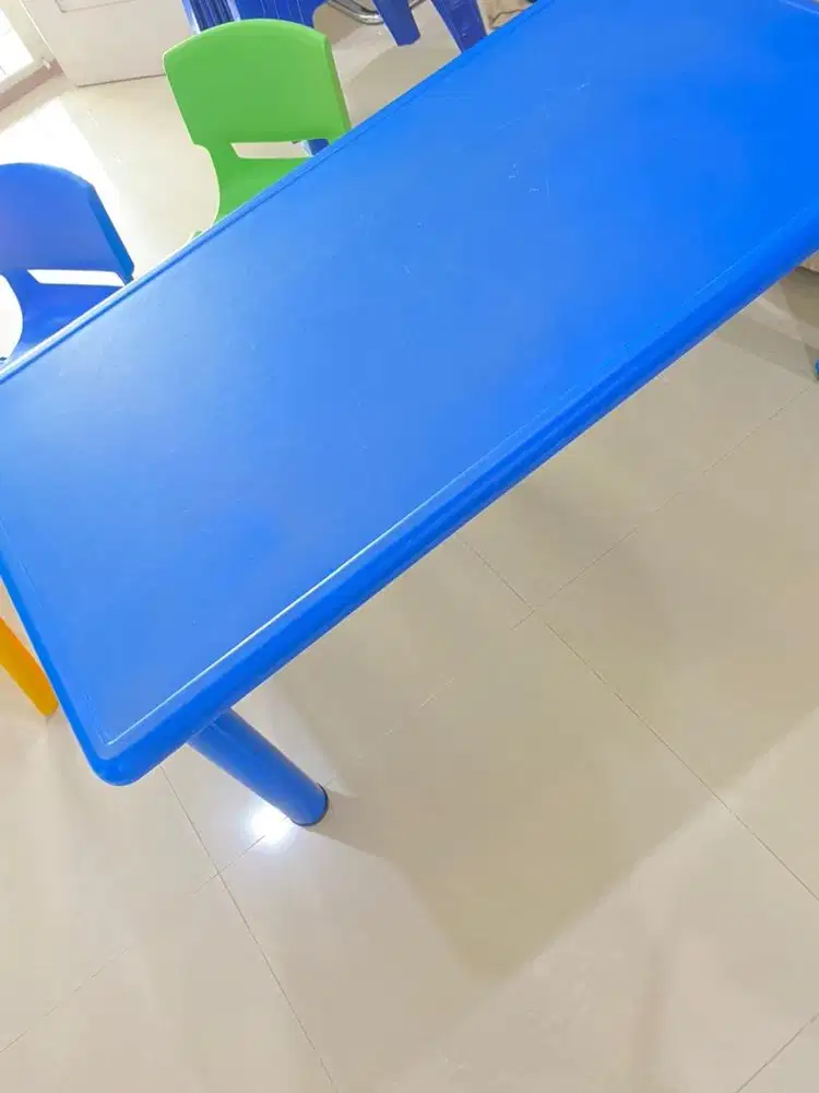 Informa Meja Anak Rectangle set dengan Kursi Anak 3 pcs