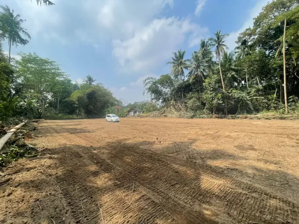 2 Unit Terakhir Barat Lapangan Denggung Sleman