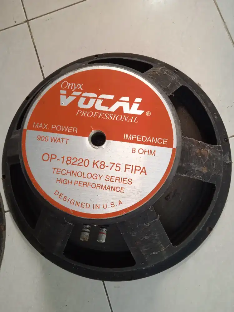 Speaker ,18,in 2buahmerk,Onyx,VOCAL,8,ohm,900,Watt,