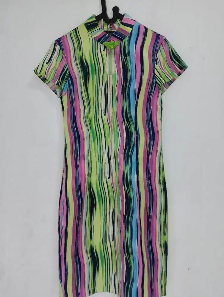 Dijual Dress Wanita Motif Garis - Garis Size S