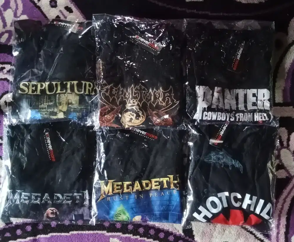 T-Shirt / Kaos Metal