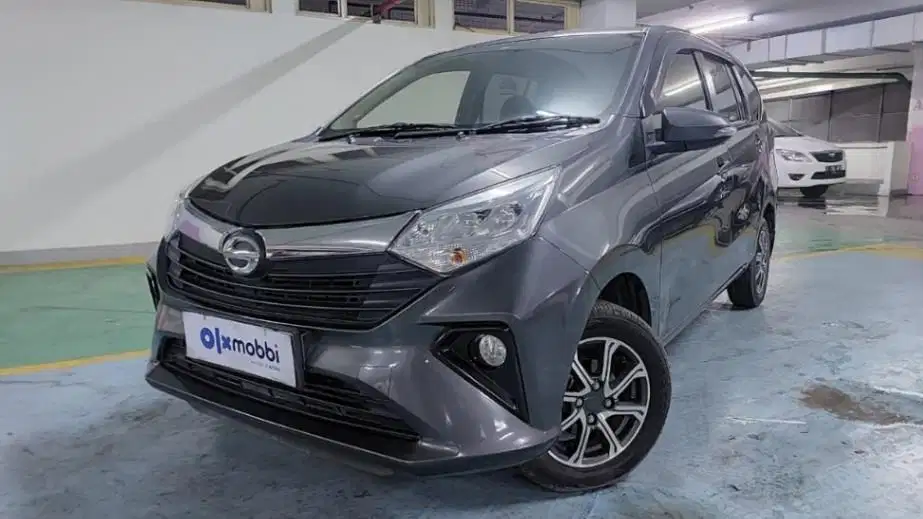 DP Rendah  6JT Daihatsu Sigra 1.2 R Bensin-MT 2021 Abu