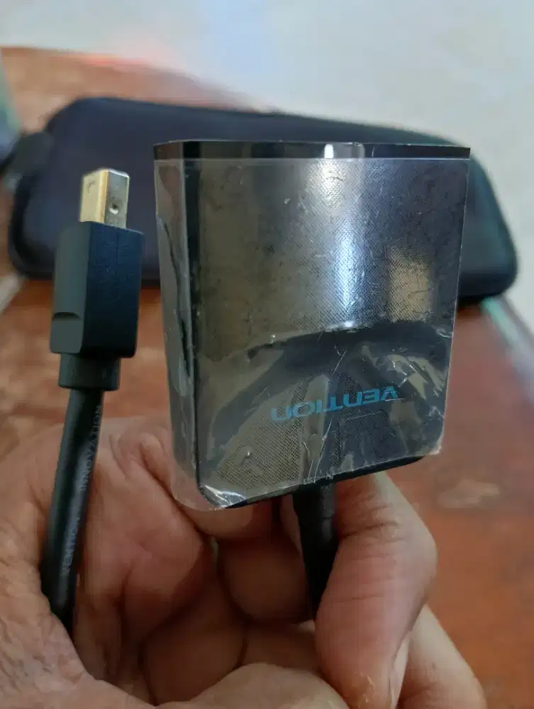 Extender Mini DP to HDMI port.