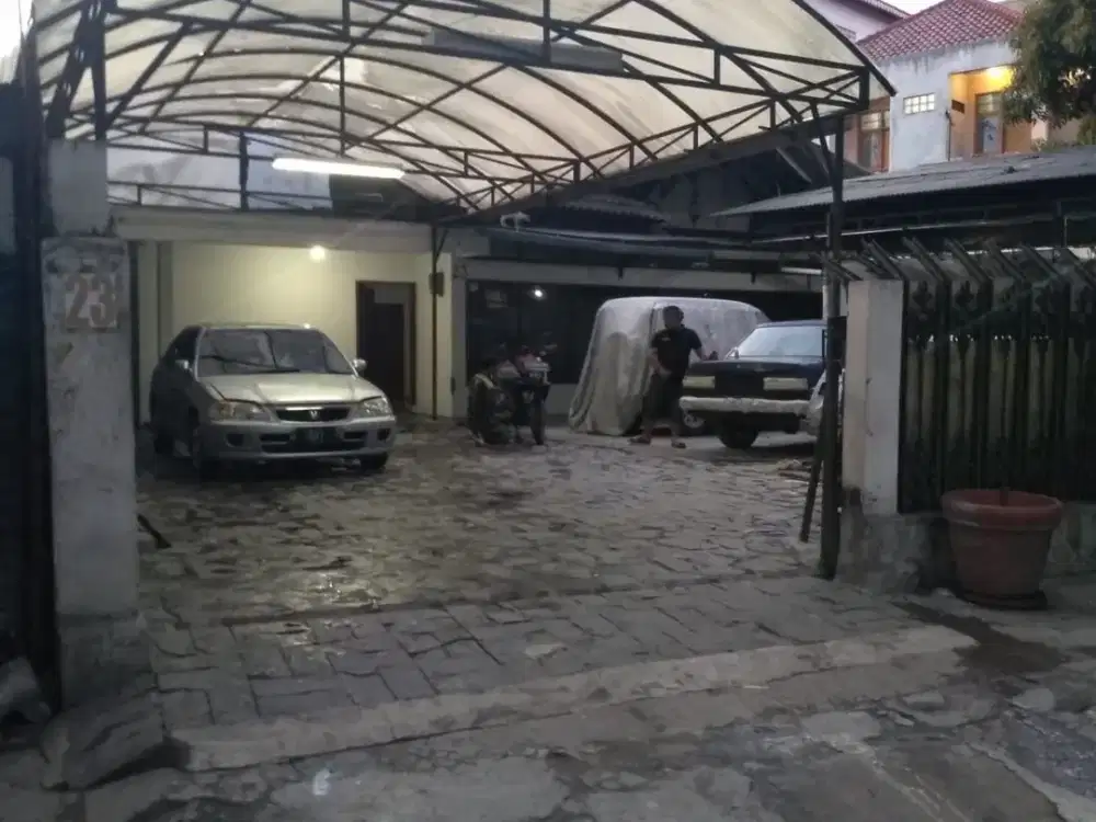 Dijual Cepat Rumah Di Dekat Dago Taman sari Bromeus kampus Itb bandung