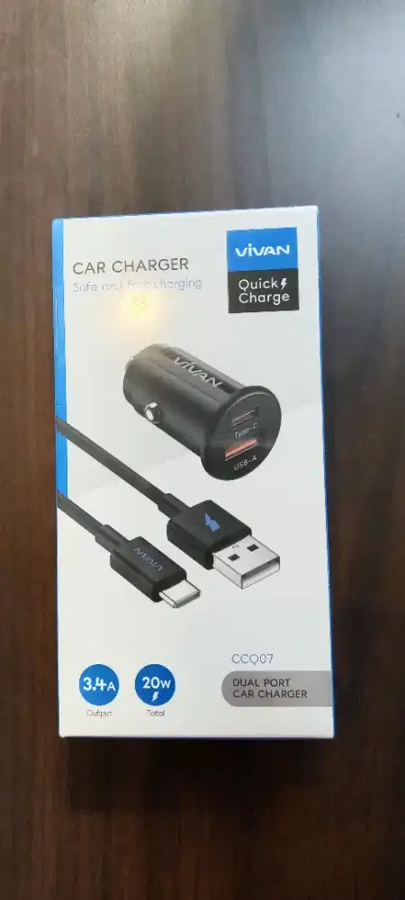 VIVAN Car Charger Dual Port 20W Fast Charging USB-A & Type-C PD CCQ07