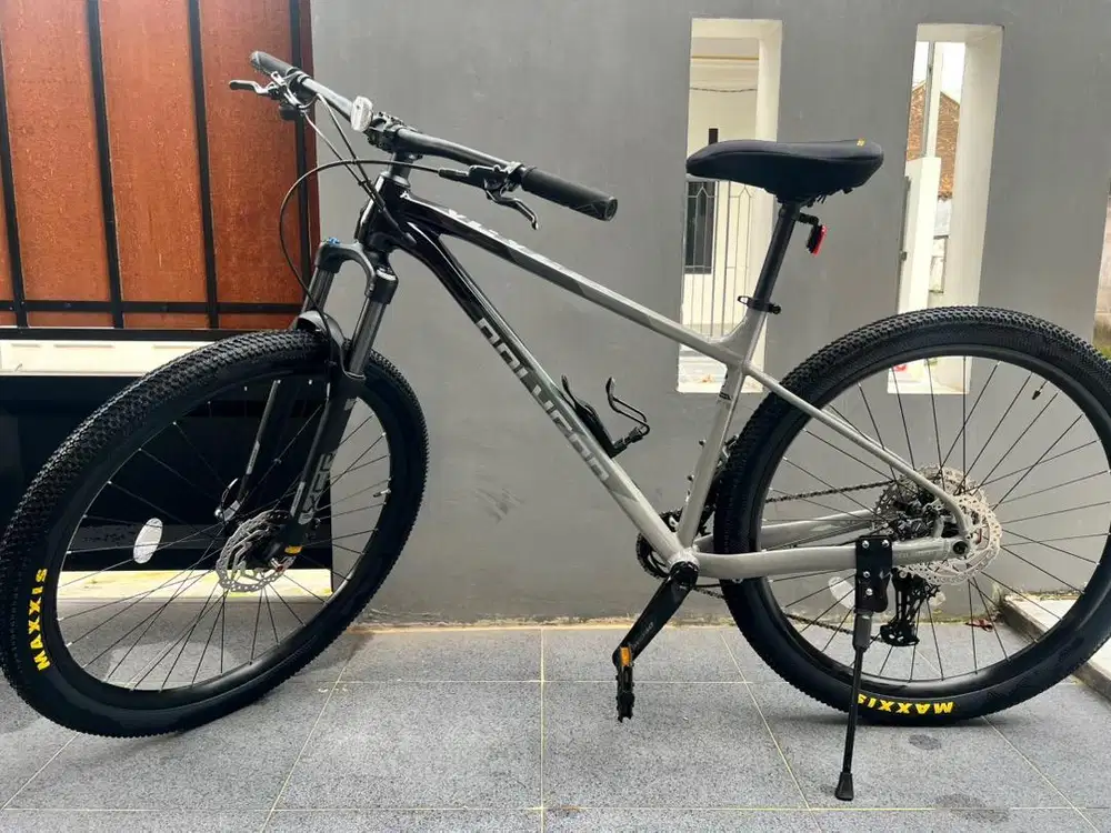 Sepeda polygon Xtrada 7