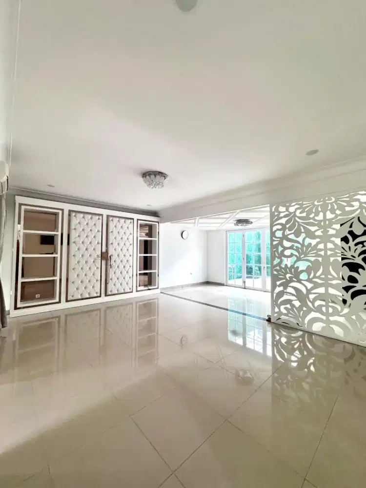 Disewakan Rumah Mewah Siap Huni Citra Gran Cibubur