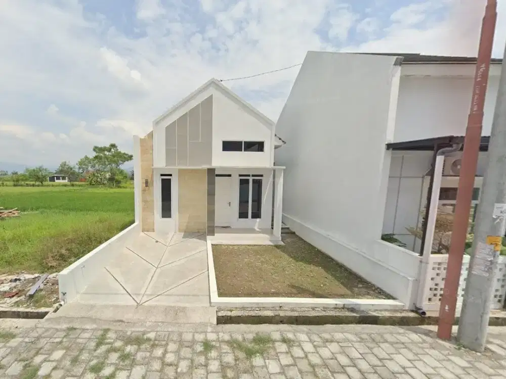 RUMAH DI PERUMAHAN, JOGONALAN, KLATEN, JAWA TENGAH