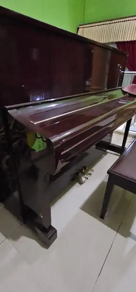 Piano YAMAHA PNU1JPM Cokelat