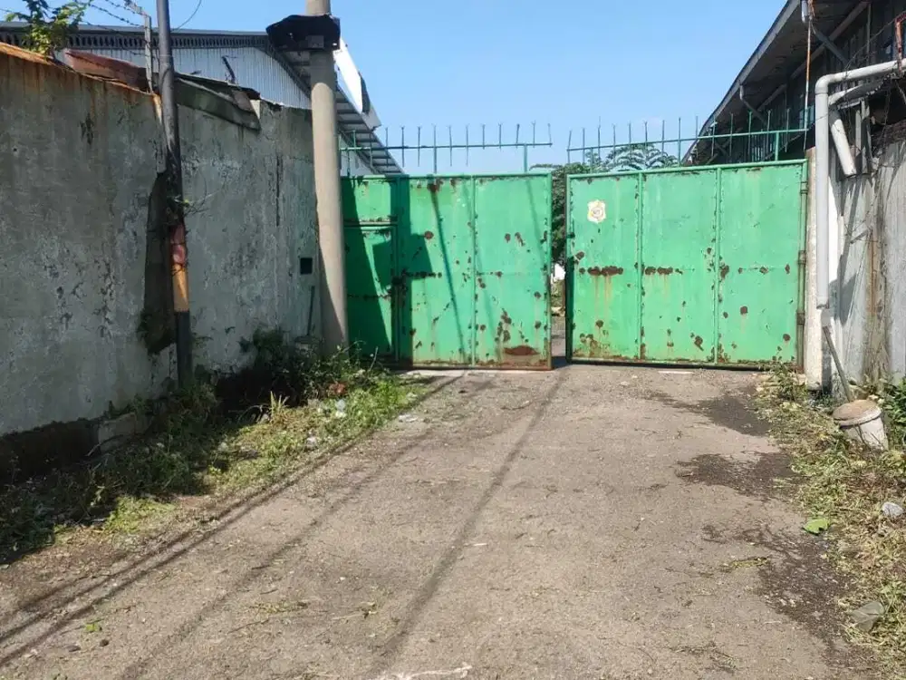 Gudang ex pabrik sayap leuwigajah padalarang bandung dekat akses tol