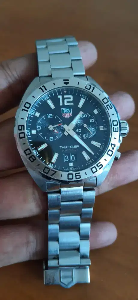 Jam tangan tag heuer alarm formula 1