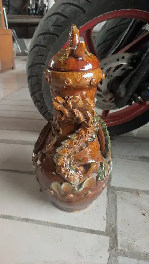 GUCI GUCCI CHINA MOTIF NAGA TIMBUL