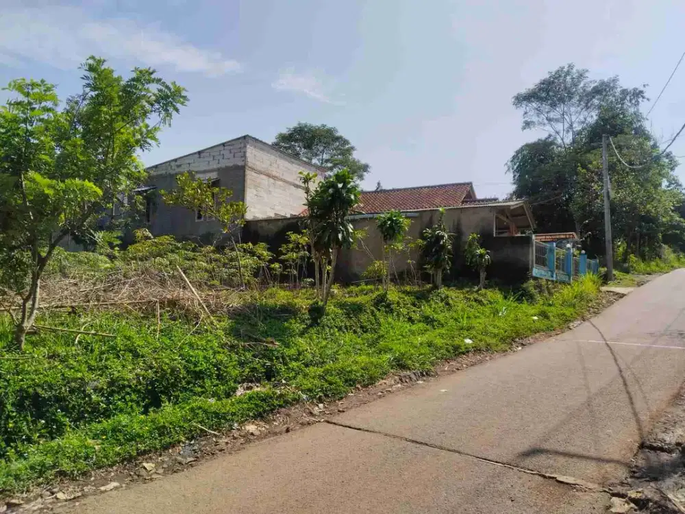 Tanah 15 bata, pinggir jln Cinanjung dkt perumahan