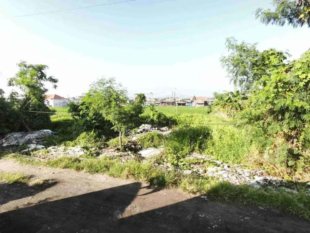 Tanah strategis dekat dengan pantai lima