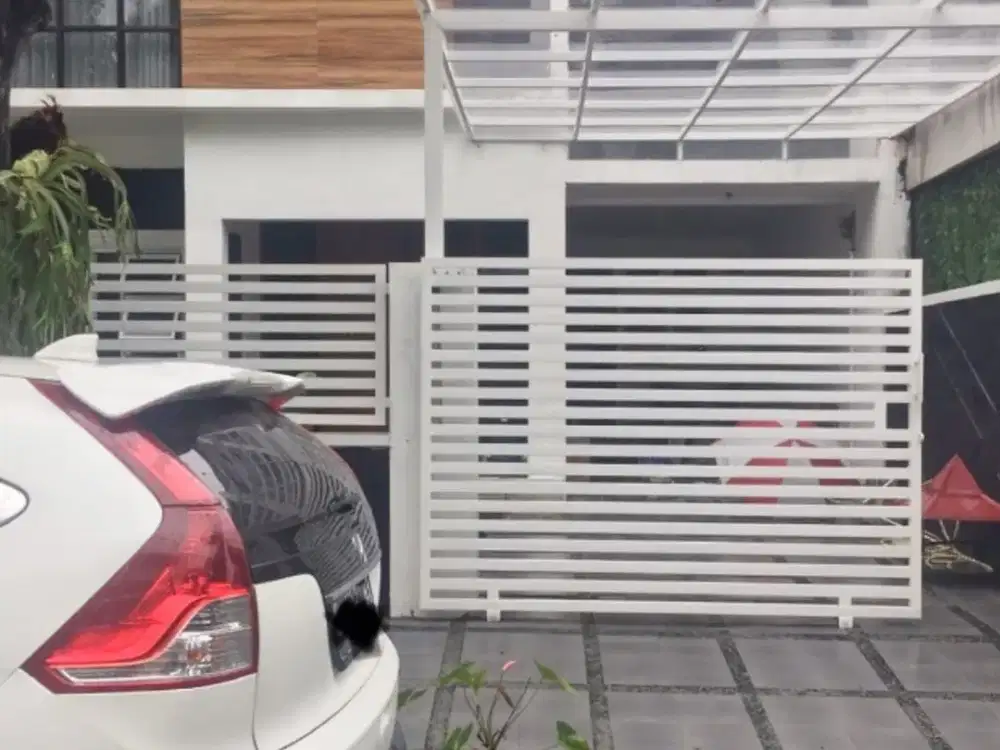 Dijual cepat rumah strategis dekat pintu tol cibubur