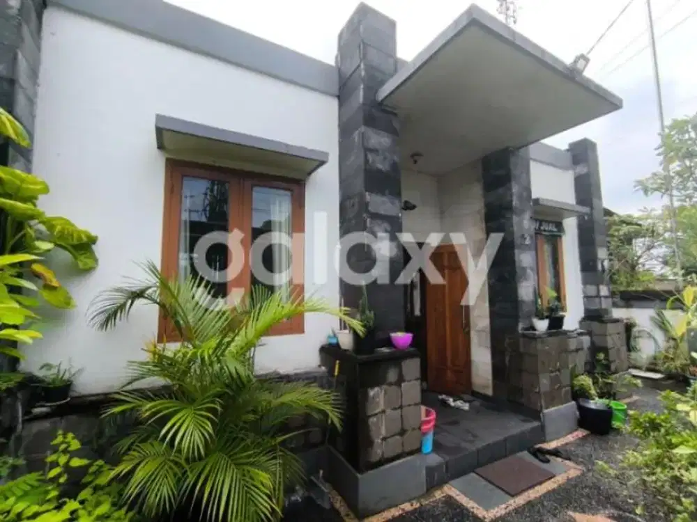 RUMAH PINGGIR JALAN UTAMA GOA GONG UNGASAN JIMBARAN BADUNG, BALI