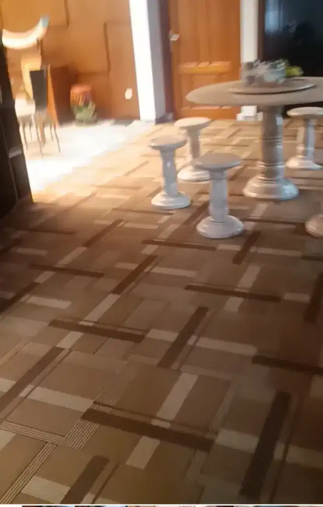 Karpet Tile Coklat Elegan