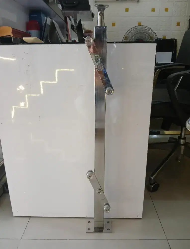 Railing Kaca Minimalis Kilap