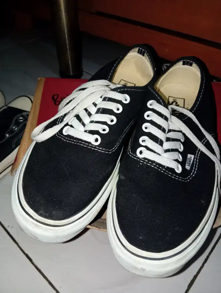 Vans authentic bw