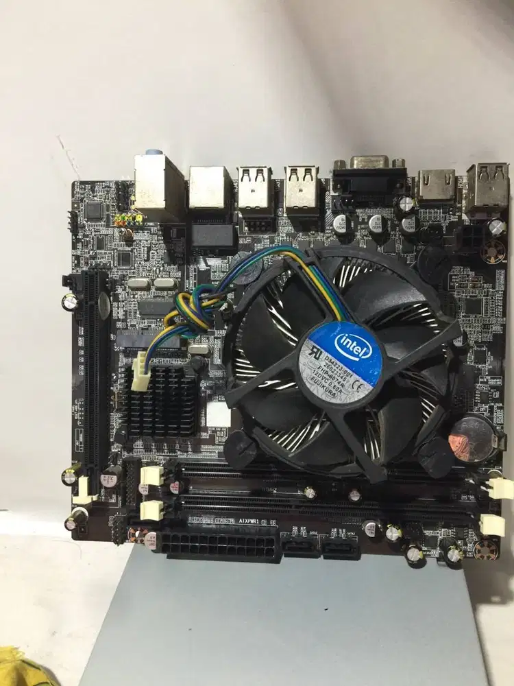 Mainboard Qwerty H55 Intel socket 1156 support sampai Core i7