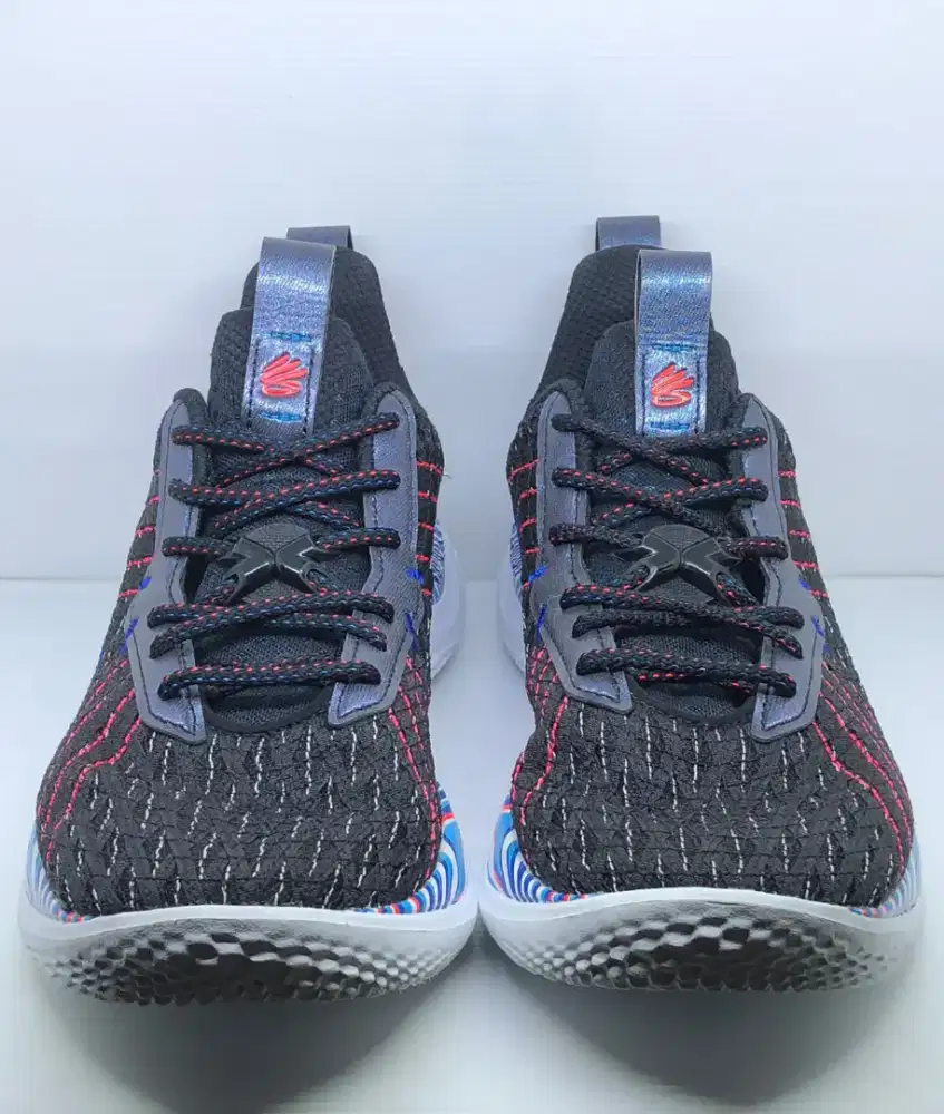 Sepatu Basket Under Armour Curry Magic