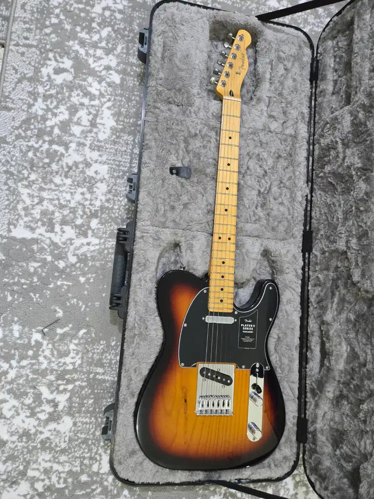 Fender Player II Tahun 2024