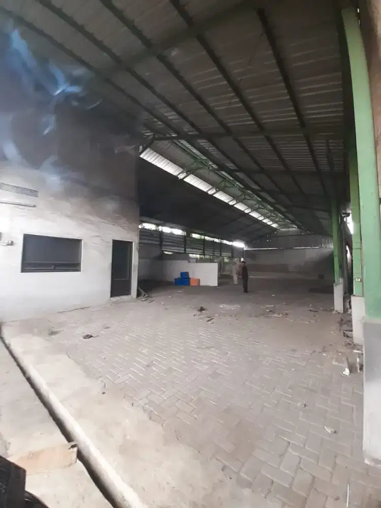 Sewakan Gudang Siap Pakai
Jalan Raya Narogong Bekasi Timur