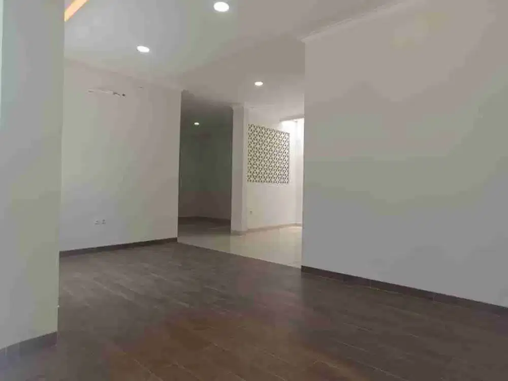 Siap Huni Rumah Mewah dekat Tol Soroja