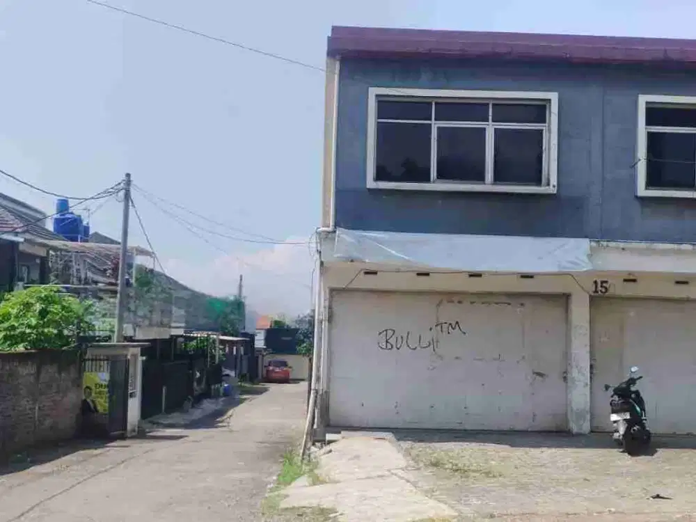 Ruko murah  2 lantai dengan lokasi strategis dan cocok untuk kantor dan tempat usaha
