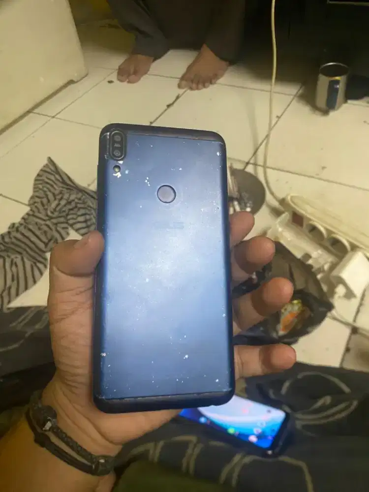 Asus max pro M1 3/32 spek game batre 5000 mah mines retak sesuai pi