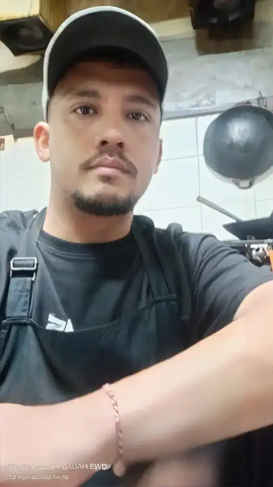 MENCARI LOWONGAN PEKERJAAN TUKANG MASAK KOKI / CHEF