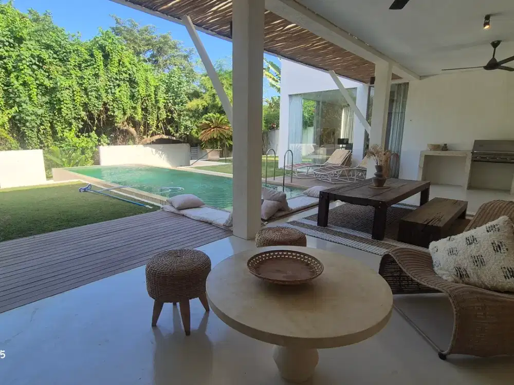 For Sale Newly Renovated Villa Beachside Pererenan, Canggu