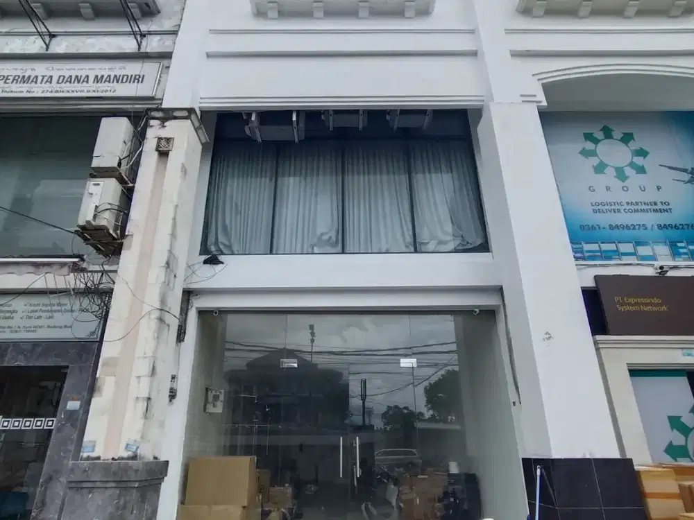 For Sale Strategic 3-Story Shophouse Near Simpang Dewa Ruci, Kuta