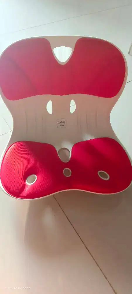 Curble wider kursi kesehatan