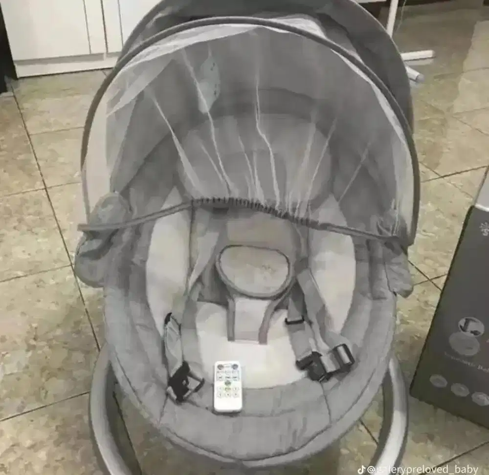 Bouncer baby gray