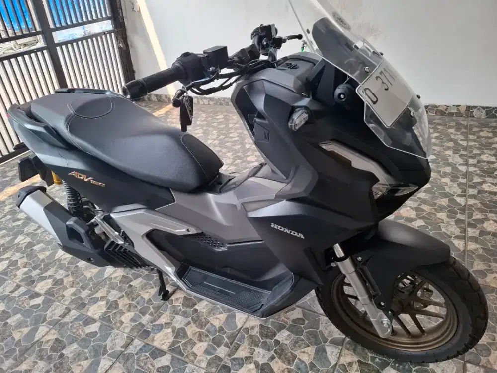 Km2rb keyless ABS, honda adv 160 CBS iss LED 2025 bln 3 pajak panjang.