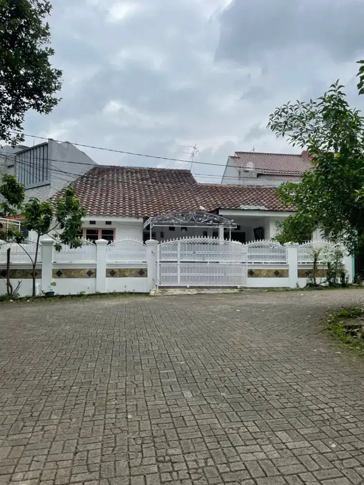 Dijual Rumah di Villa Bogor Indah 1
