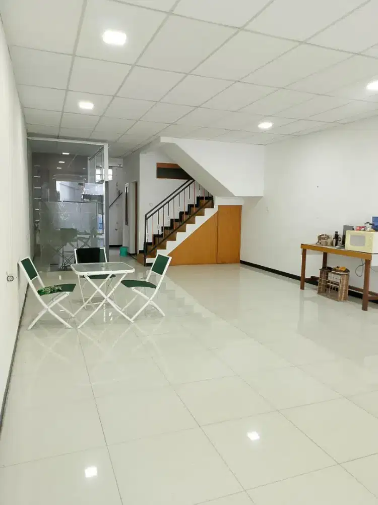 Rukan siap huni strategis di turangga Buahbatu Bandung