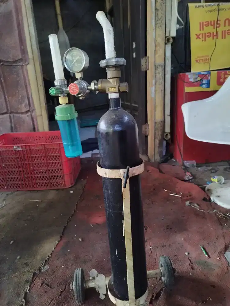 Tabung oksigen tidak baru