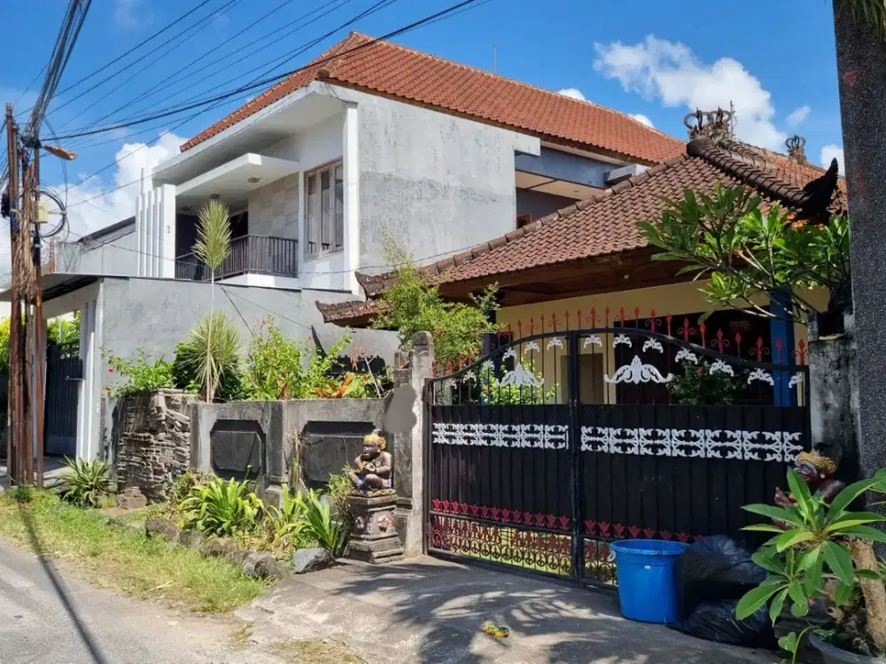 Tanah 3,9 Are isi Bangunan di Renon Dekat Lapangan Raya Puputan Ciung Wanara