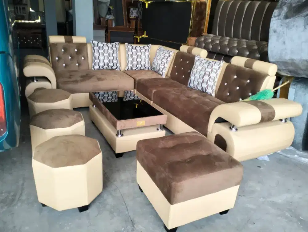 Sofa beranak cokelat cream