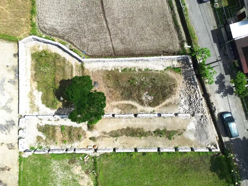 Dekat Hotel Hyatt Palagan, Tanah Sleman dijual : Luas 350m²