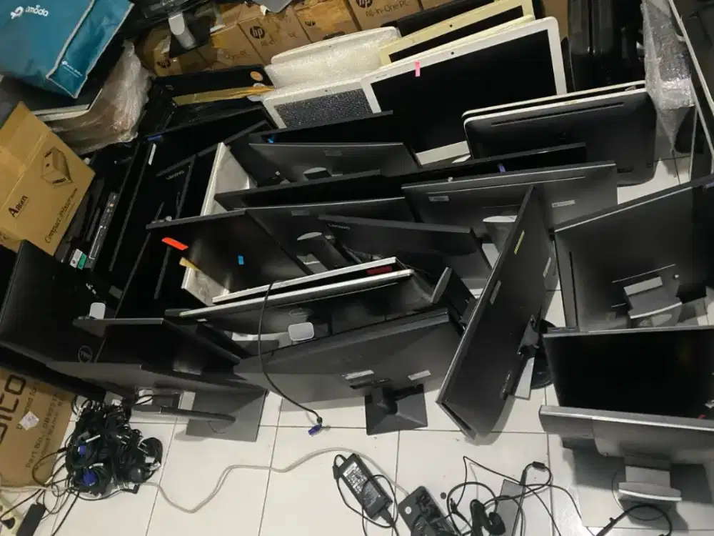 DICARI Komputer & laptop