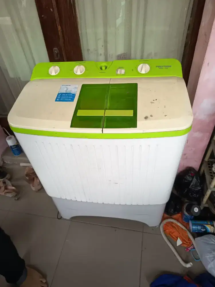 Di jual mesin cuci POLYTRON 7kg