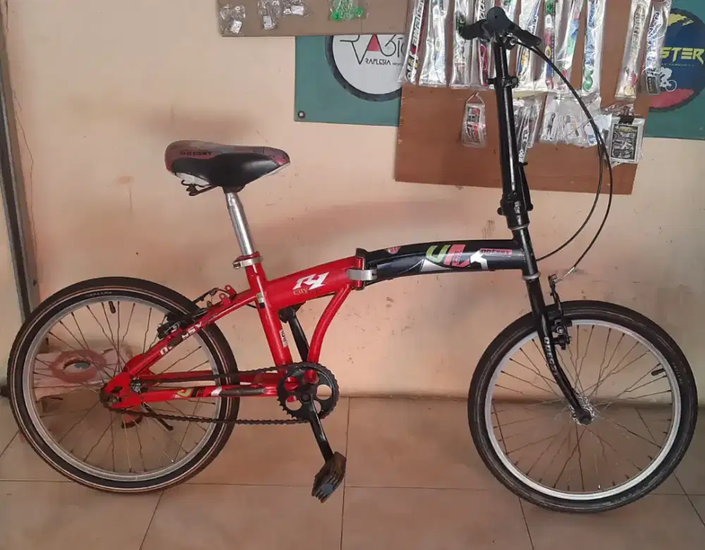 Sepeda Lipat Odessy 20 Mantab