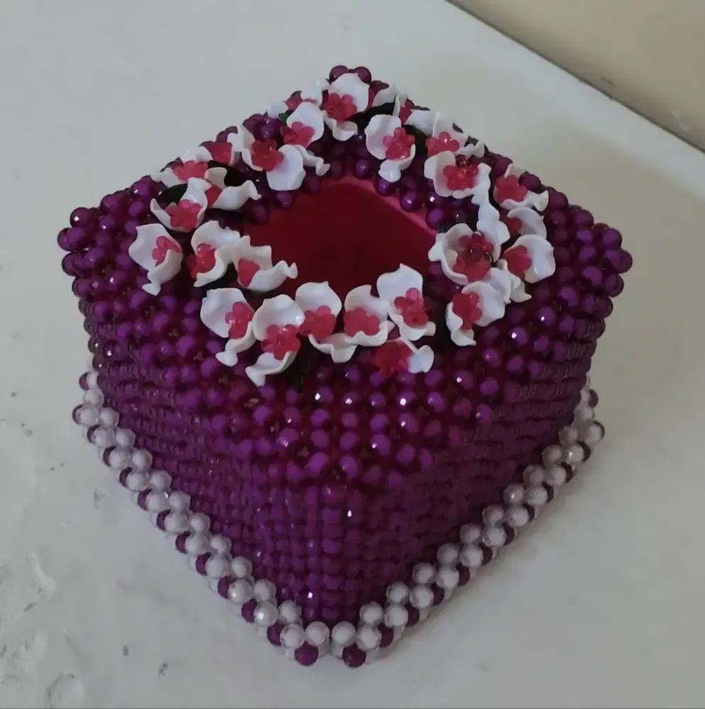 Tempat Tissue Mote Akrilik