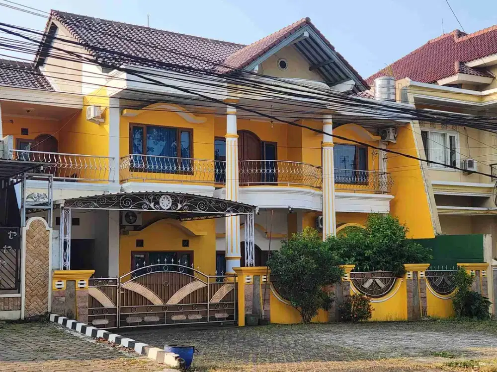 Rumah Luas Candi Prambanan Raya Manyaran Semarang Barat